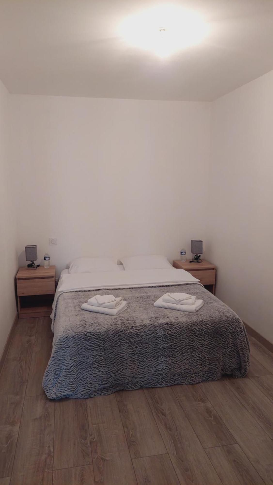 Chez Marie Appartement Centre Historique ペルピニャン エクステリア 写真
